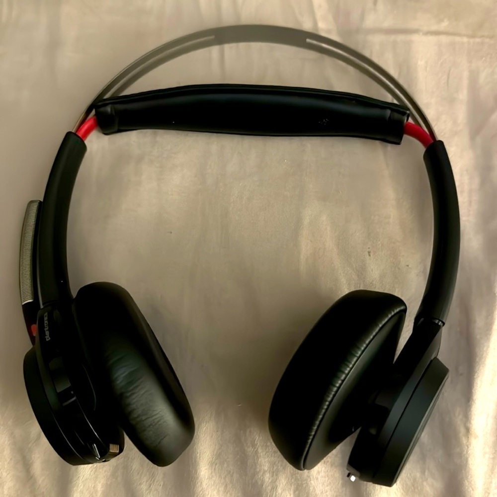 Plantronics wireless headphones.  NEW— NEVER USED.